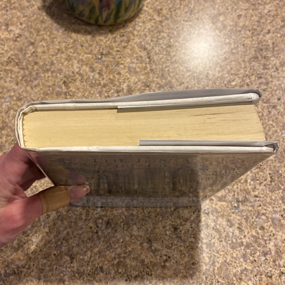 Thomas Kinkade & Katherine Spencer The Inn at Angel Island Hardcover Book - Picture 7 of 17